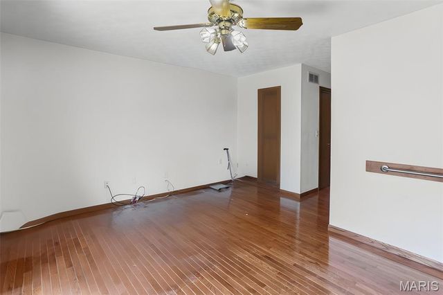 369 E Lake Drive, Edwardsville, IL 62025