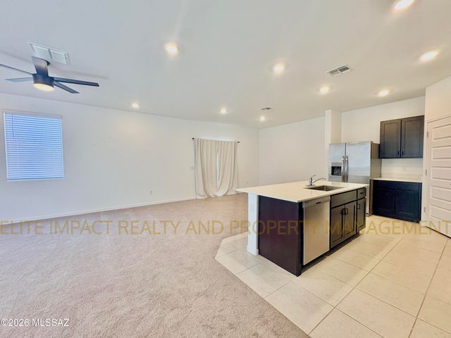 7064 W Vineridge Drive, Tucson, AZ 85757