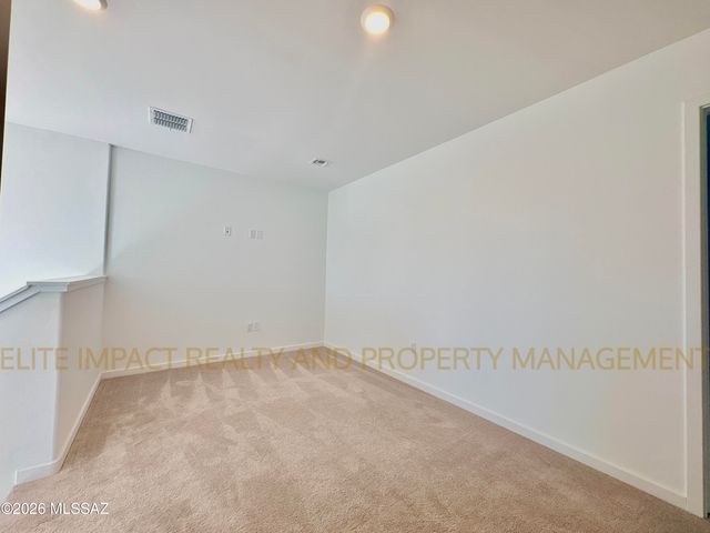 7064 W Vineridge Drive, Tucson, AZ 85757