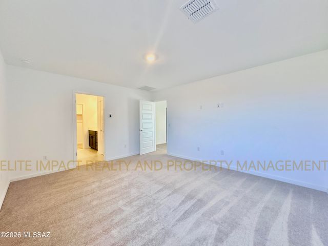 7064 W Vineridge Drive, Tucson, AZ 85757