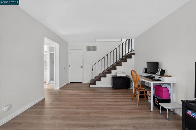 550 Lori Dr, Benicia, CA 94510