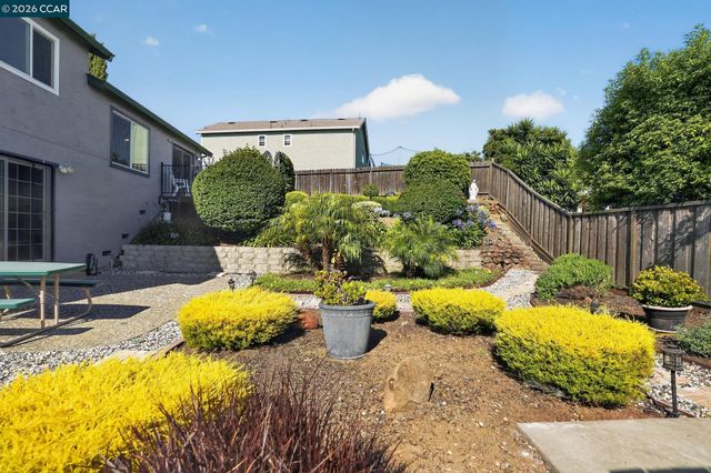 550 Lori Dr, Benicia, CA 94510