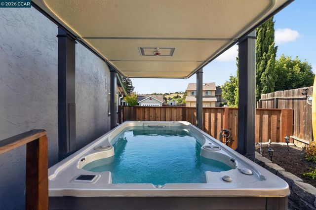 550 Lori Dr, Benicia, CA 94510