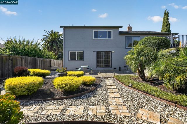 550 Lori Dr, Benicia, CA 94510