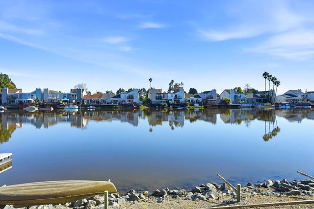 139 Shorebird Circle, Redwood City, CA 94065