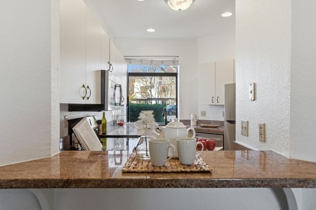 139 Shorebird Circle, Redwood City, CA 94065