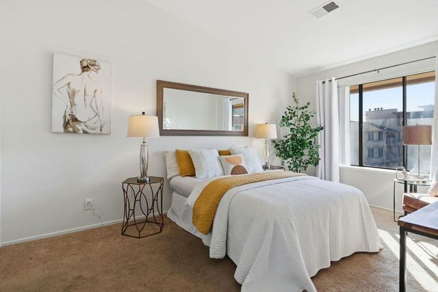 1400 Carpentier St, San Leandro, CA 94577