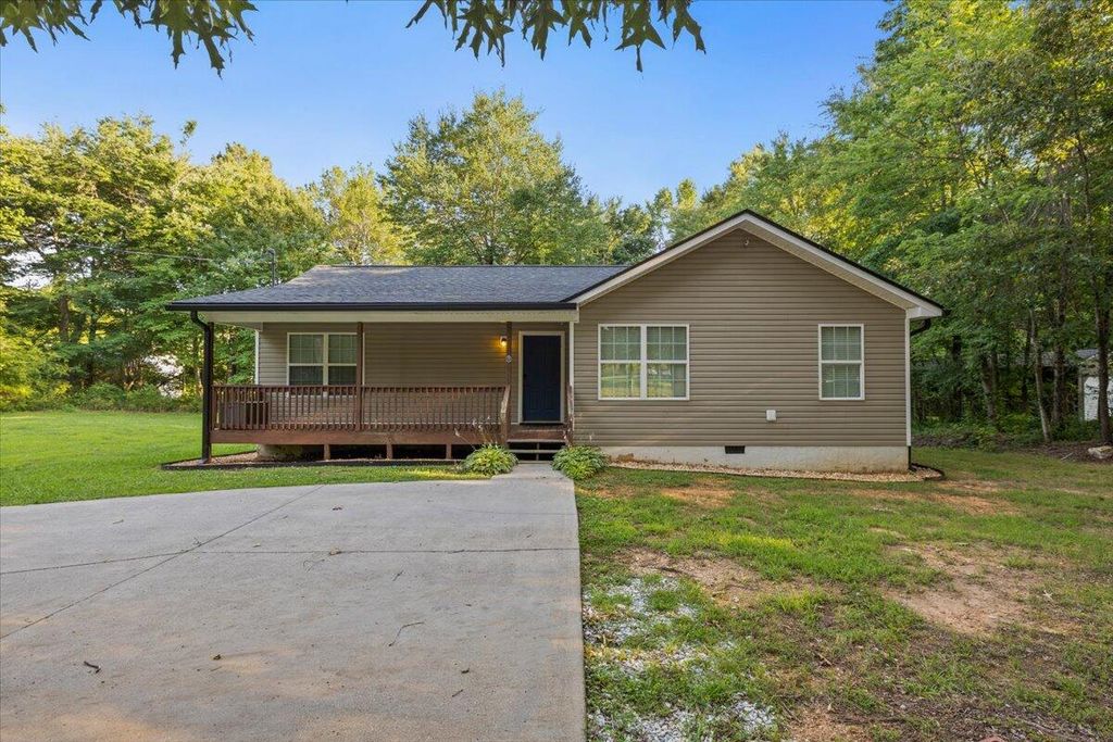 975 Sagamore Drive, Tunnel Hill, GA 30755