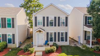 233 W WASHINGTON Street, Oswego, IL 60543