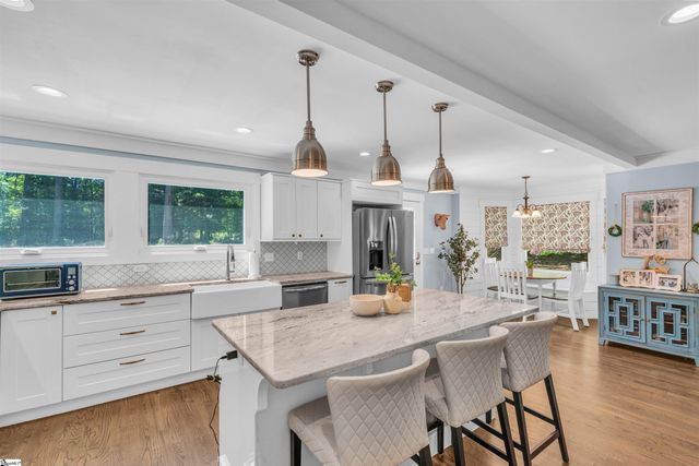 401 Tracy Trail, Greer, SC 29651