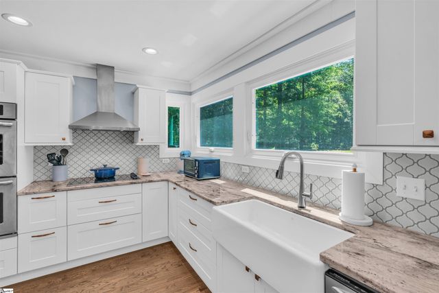 401 Tracy Trail, Greer, SC 29651
