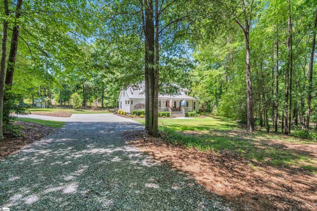 401 Tracy Trail, Greer, SC 29651