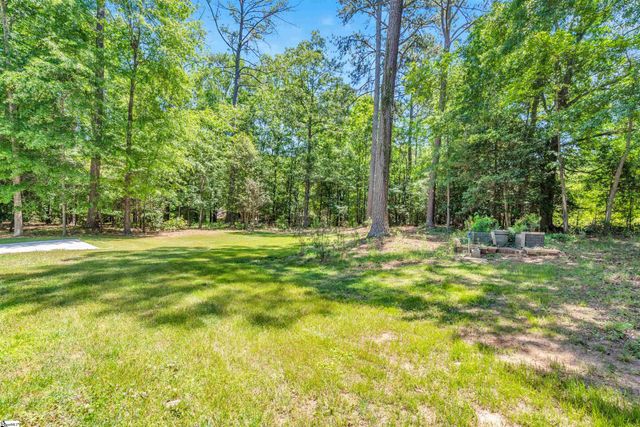 401 Tracy Trail, Greer, SC 29651