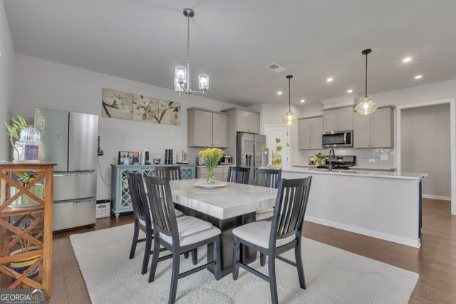 610 Napier Pass, Peachtree City, GA 30269