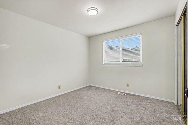 1576 S Linda Vista Ave, Boise, ID 83709
