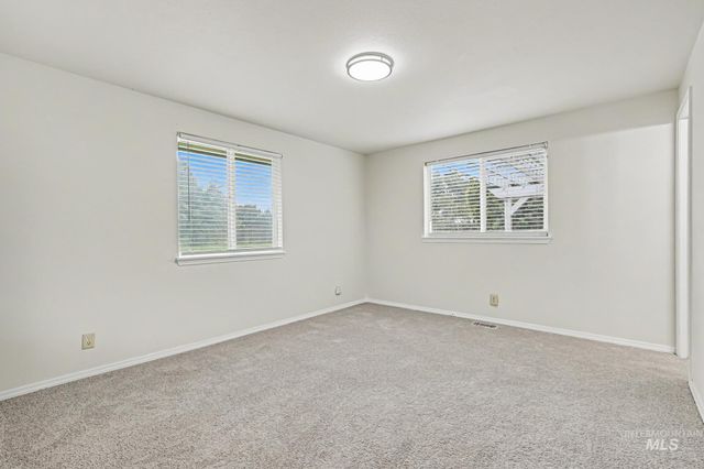 1576 S Linda Vista Ave, Boise, ID 83709