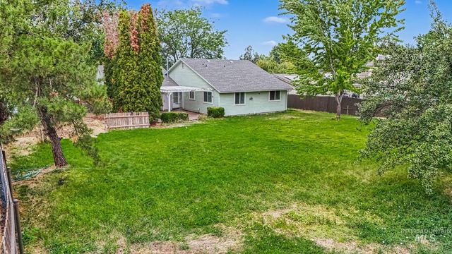 1576 S Linda Vista Ave, Boise, ID 83709