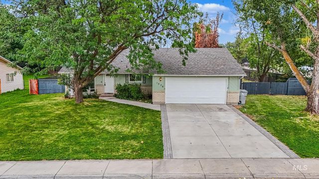 1576 S Linda Vista Ave, Boise, ID 83709