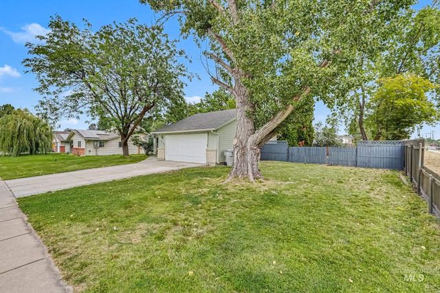 1576 S Linda Vista Ave, Boise, ID 83709
