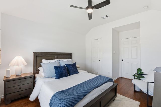 12806 Shadow Canyon Lane, Pearland, TX 77584