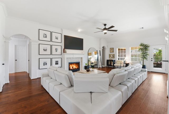 12806 Shadow Canyon Lane, Pearland, TX 77584