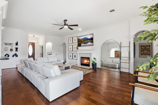 12806 Shadow Canyon Lane, Pearland, TX 77584