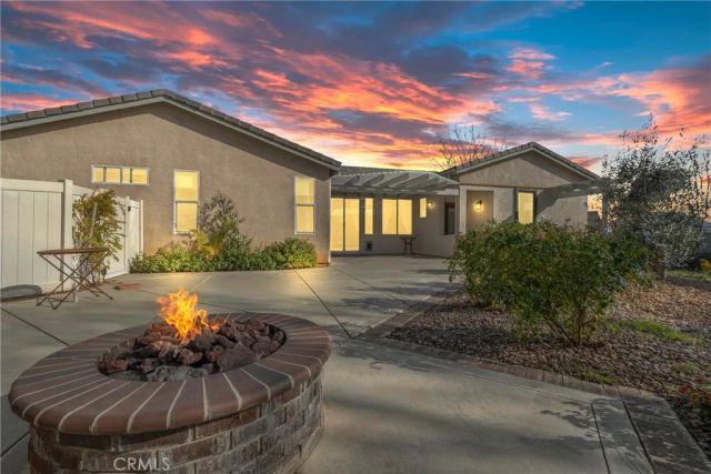 1596 Four Seasons, Beaumont, CA 92223