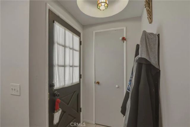 661 S Carmalita, Hemet, CA 92543