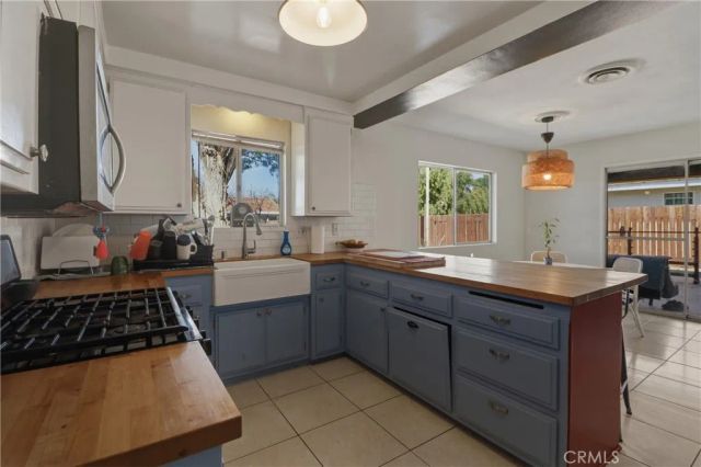 661 S Carmalita, Hemet, CA 92543