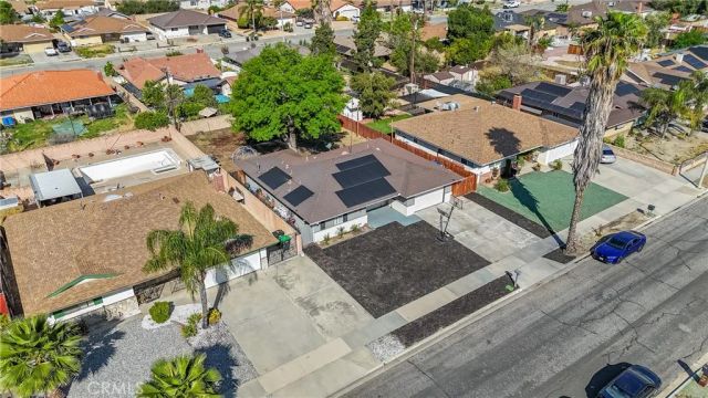 661 S Carmalita, Hemet, CA 92543