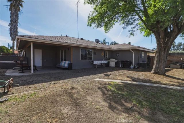661 S Carmalita, Hemet, CA 92543