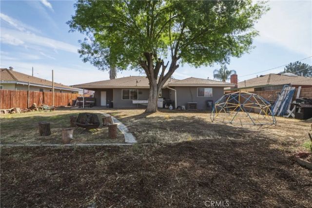 661 S Carmalita, Hemet, CA 92543