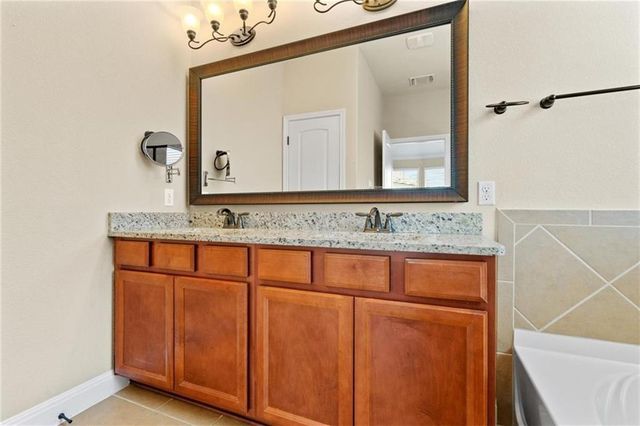 215 Methodius DR, Hutto, TX 78634