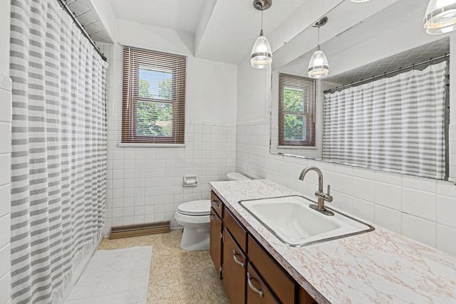 1767 N Cambridge Place, St. Joseph Twp, MI 49085