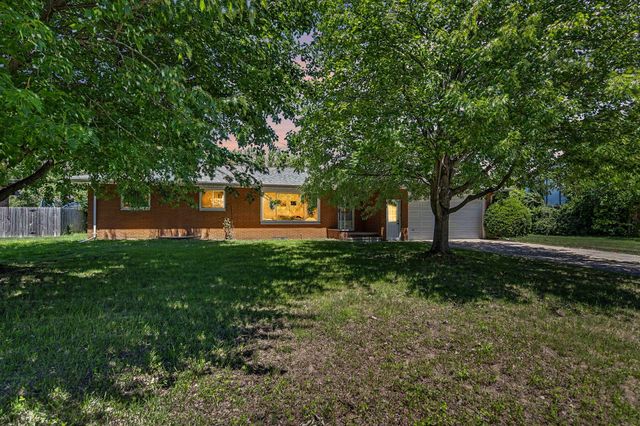 1767 N Cambridge Place, St. Joseph Twp, MI 49085