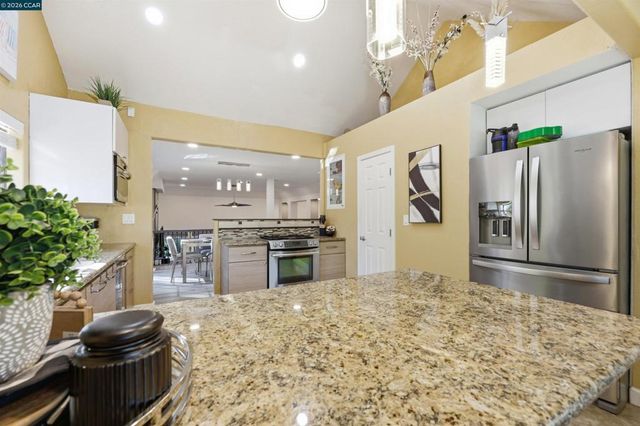 142 Sussex Ct, San Ramon, CA 94582