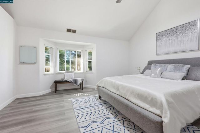 142 Sussex Ct, San Ramon, CA 94582