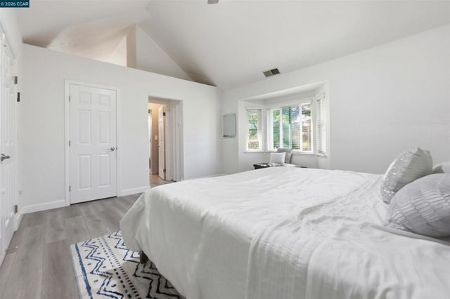 142 Sussex Ct, San Ramon, CA 94582