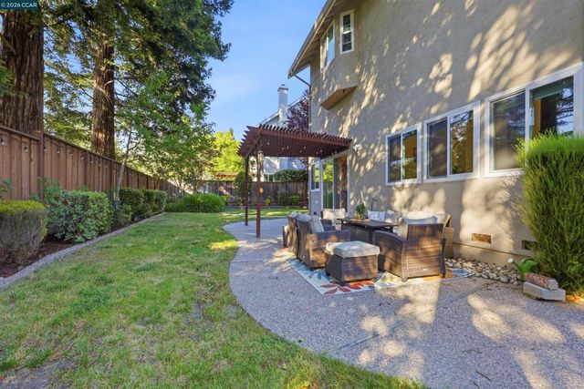 142 Sussex Ct, San Ramon, CA 94582