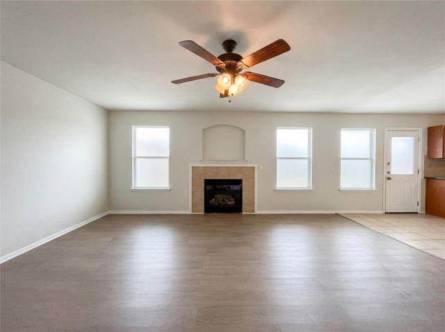 965 Sweet Gum DR, Kyle, TX 78640