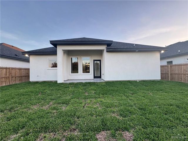 809 E Costa Del Sol Avenue, Edinburg, TX 78542
