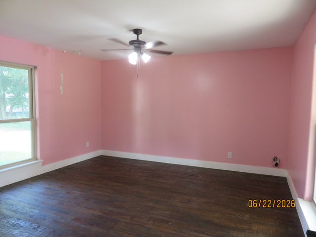 705 S Patterson Street, Campbell, TX 75422
