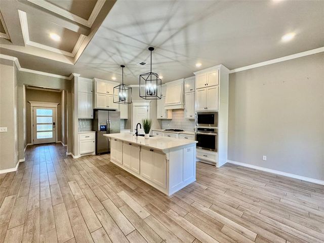 532 Texoma Drive, Edmond, OK 73025