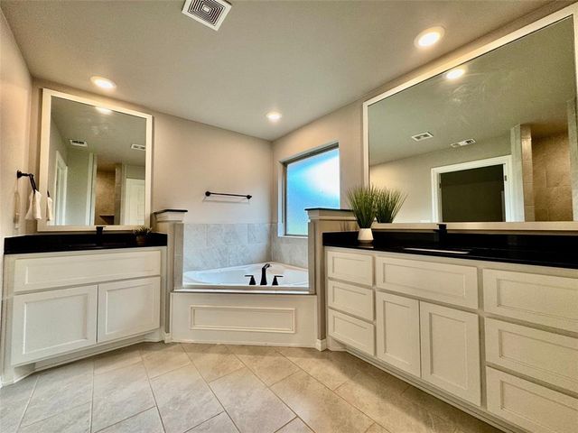532 Texoma Drive, Edmond, OK 73025