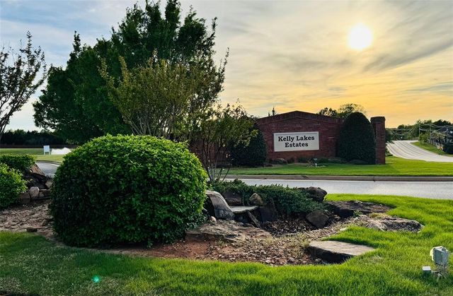 532 Texoma Drive, Edmond, OK 73025