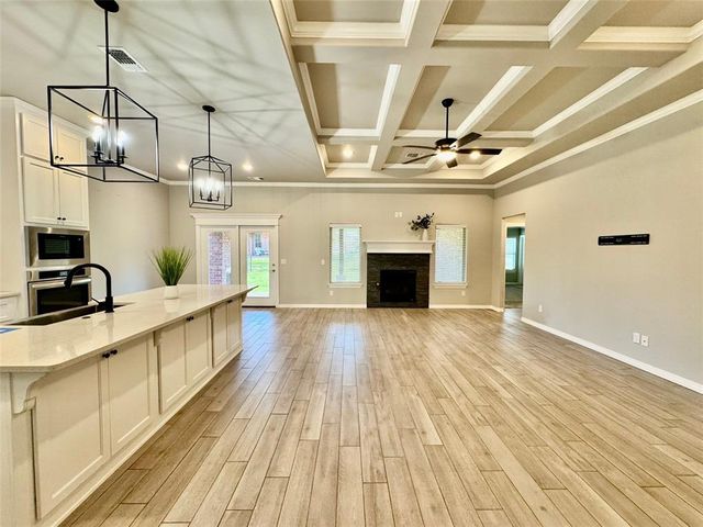 532 Texoma Drive, Edmond, OK 73025