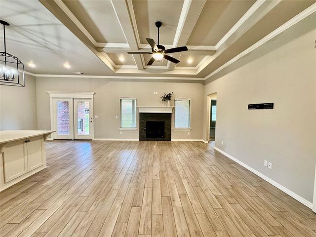 532 Texoma Drive, Edmond, OK 73025