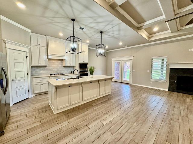 532 Texoma Drive, Edmond, OK 73025