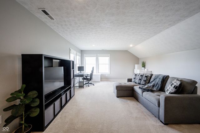 12052 Ashland Drive, Fishers, IN 46037