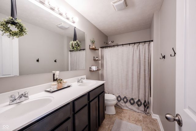 12052 Ashland Drive, Fishers, IN 46037